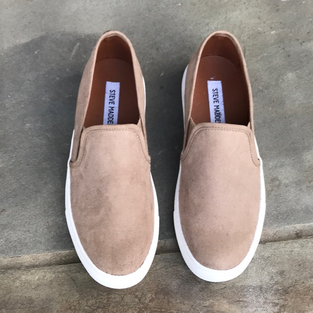 Steve madden slip on